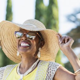 6 Sun Safety Dos and Don’ts for Older Adults